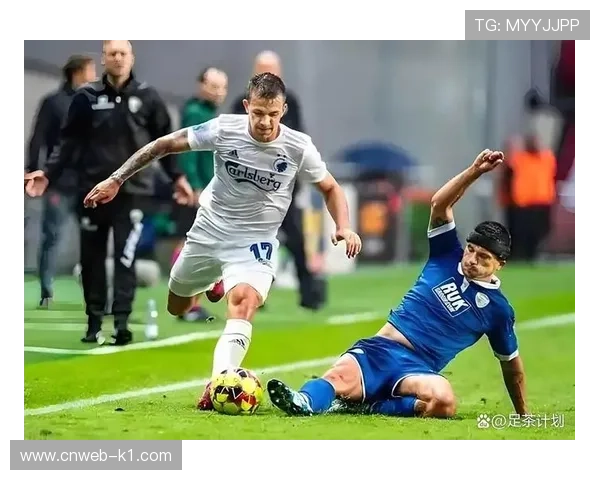 卡拉巴赫1-1纽卡斯尔联，人工草皮主场优势明显